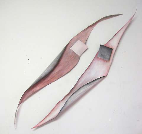 Erdflügel 111 a, 2000, 120 x 23 x 11 cm